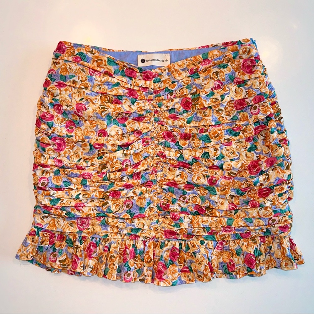 VICI Women’s floral rouched detail mini skirt